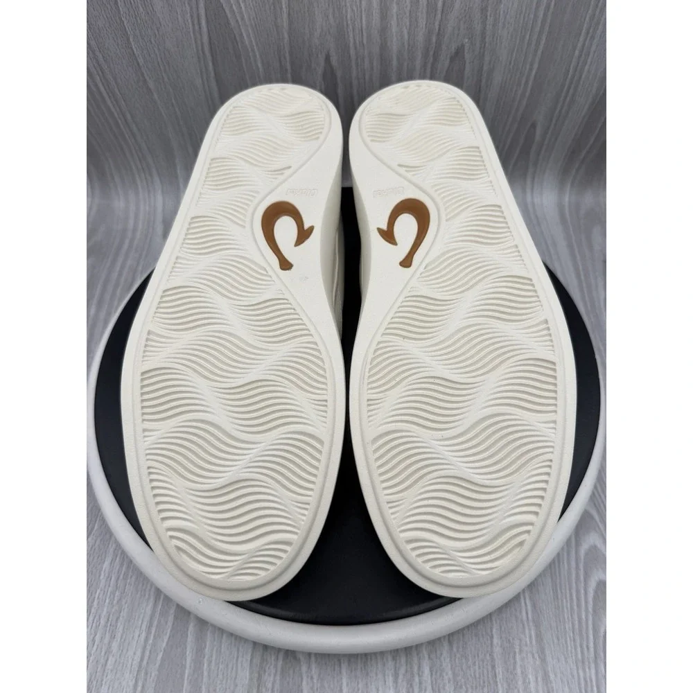 Olukai Tradewind Mens Size 10 Off White Casual Shoes Lightweight Canvas Sneakers